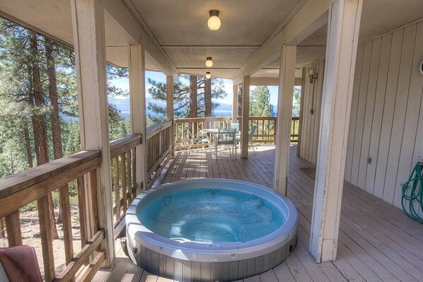 House, 4 Bedrooms | Terrace/patio - Hch1221 - Tahoe Bonoff Venture 4 Bedroom Home (South Lake Tahoe)