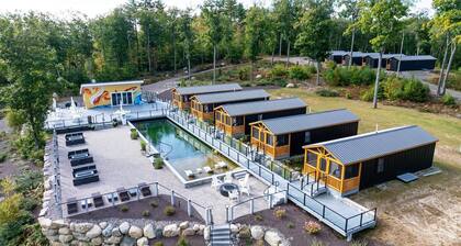 Titmouse Limit 4 2 Bedroom Cabin