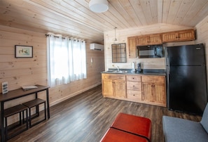 Villa, 1 Bedroom | Interior