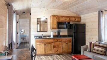 Villa, 2 Bedrooms | Interior