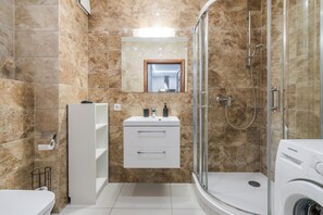 Comfort Apartment, 1 Bedroom, Balcony | Bathroom | Shower, hair dryer, towels, soap - Little Heaven na Toruńskiej (Gdansk)