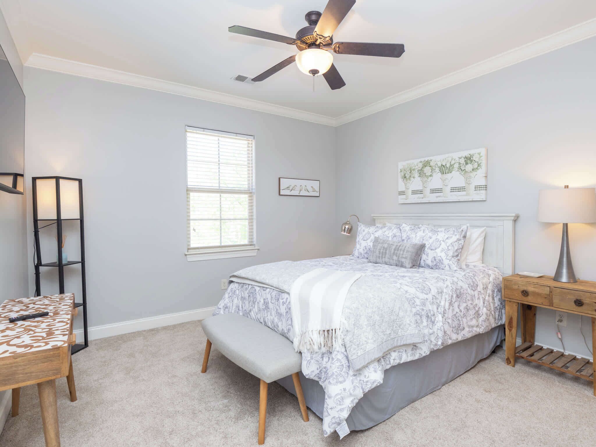 3 bedrooms, desk, iron/ironing board, WiFi