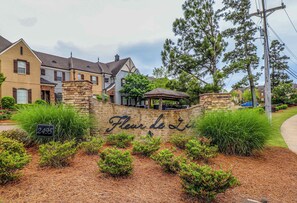 Property grounds - Fleur de Lis Fanbase | Best Playoff Weekend Rate (Oxford)