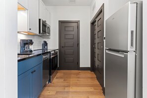 Private kitchen - Local Discounts!-The Revitalized Newark Arcade (Newark)