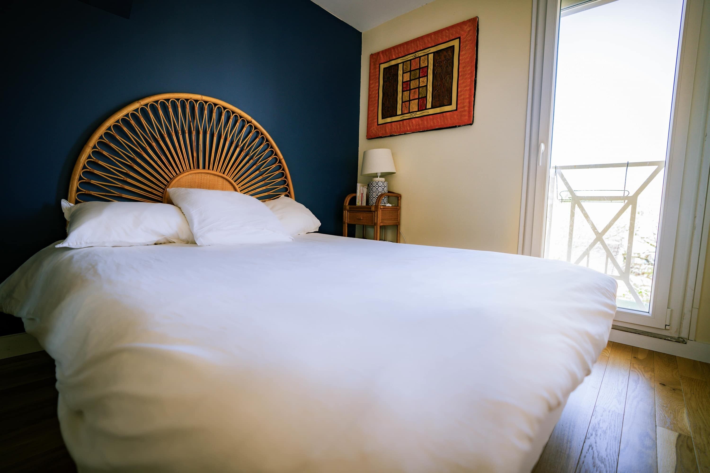 3 dormitoris, planxa i posts de planxar, wifi i roba de llit 