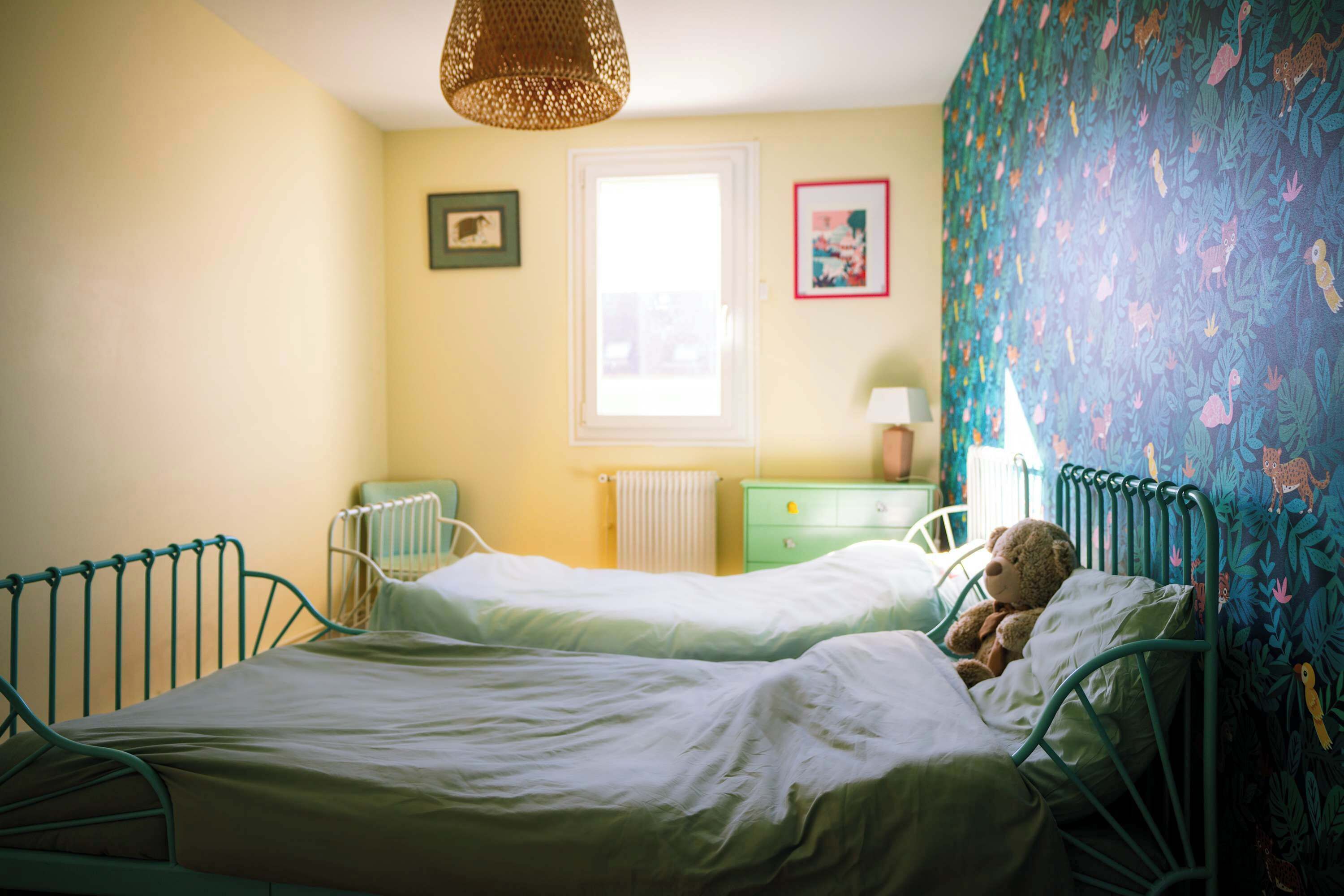 3 chambres, fer et planche à repasser, Wi-Fi, draps fournis