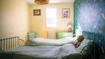 3 chambres, fer et planche Ă repasser, Wi-Fi, draps fournis