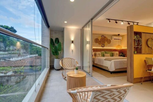 H502 • Stunning 1BR • Pool, Parking • 24/7 Guards