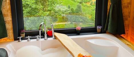 1 camera, Wi-Fi gratuito