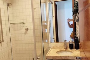 Shower - Seaside apartment in Manaíra (Manaíra)