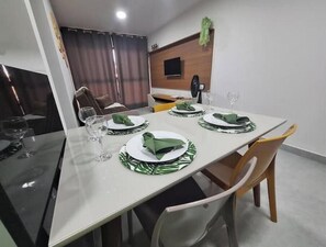 تناول الطعام