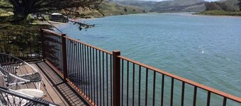 Erinleigh by the Sea ~ On the mouth of the Russian River, Wildlife Show from you
