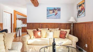 Smart TV, fireplace, video games, DVD player