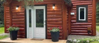 Quaint country cottage & private hot tub