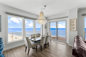 تناول الطعام