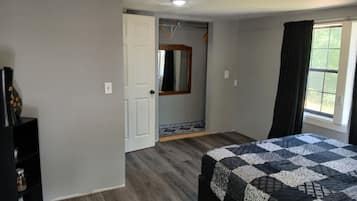 2 bedrooms, bed sheets