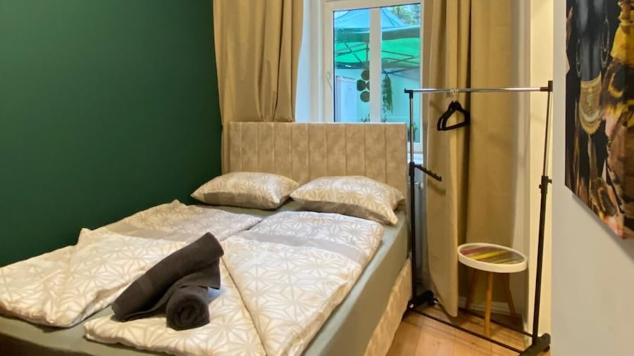 8 Studios with Terrace in Margareten