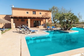 Piscine extérieure