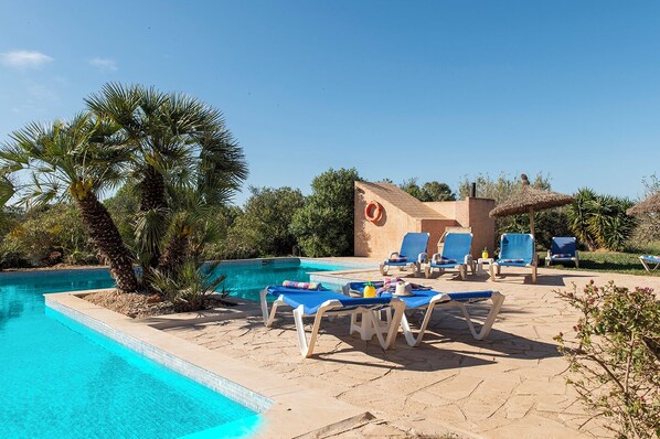 Alberca al aire libre 