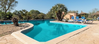 Finca "del Corazòn" mit Pool-Landschaft integriert mit Jacuzzi+Kinderbecken+BBQ