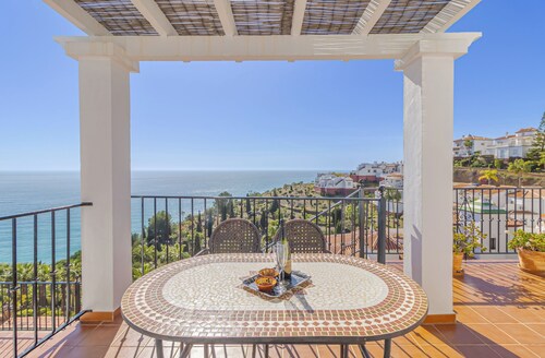 Casa Hibiscus - Two Bedroom Villa, Sleeps 4