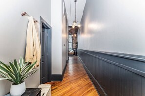 Interior - 547 Cherry # 201 - The Rookery - Luxe Property (Macon)