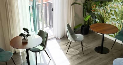 Forty First Place - Boutique Hostel