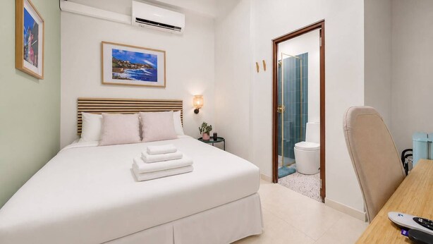 Free WiFi - Room 9: Sleek & Serene Stay in San Juan (San Juan)