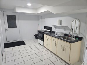 Mikrobølgeovn, ovn og kokeplater