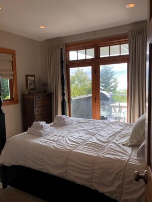 5 habitaciones, wifi gratis y ropa de cama 