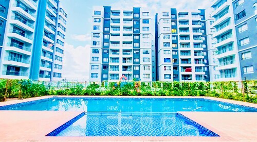 Urban Homes-Two Bedroom Near JKIA with pool, Gym, and Wi-Fi