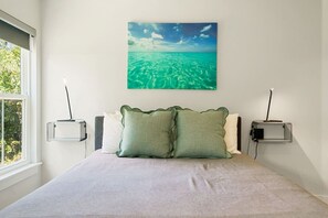 3 bedrooms, desk, iron/ironing board, WiFi - Vacation Vibes | Summer Deals! (St. Augustine Beach)