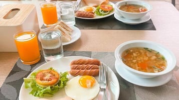 Desayuno continental incluido todos los días