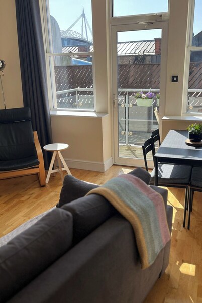 Cardiff Apt - Sleeps 6 - Castle & Stadium Nearby