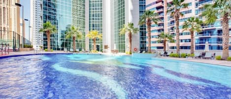 Outdoor pool, a heated pool