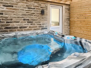 Baignoire à remous intérieure