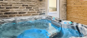 4 bedroom accommodation in Haworth, near Keighley