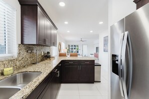 Interior - Serene Waterfront 2BR 2BA with Intracoastal Views, Pool, Balcony, Parking (Boca Raton)