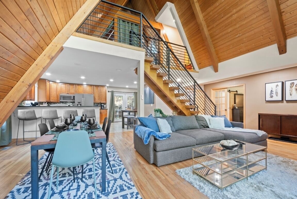 Smart-tv och bordsfotboll