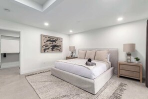 4 chambres, fer et planche à repasser, Wi-Fi, draps fournis