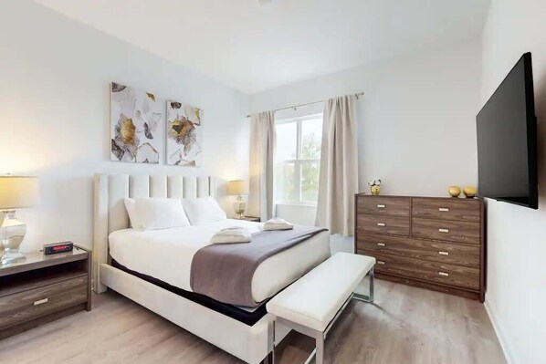 5 bedrooms, iron/ironing board, free WiFi, bed sheets