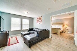 Smart TV, table football