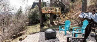 Cozy Cave DOWNTOWN with Garden and Mountain View’s
