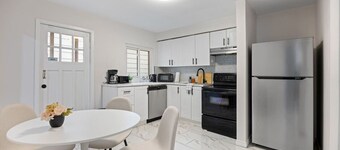 The Serene Walkerville Stay