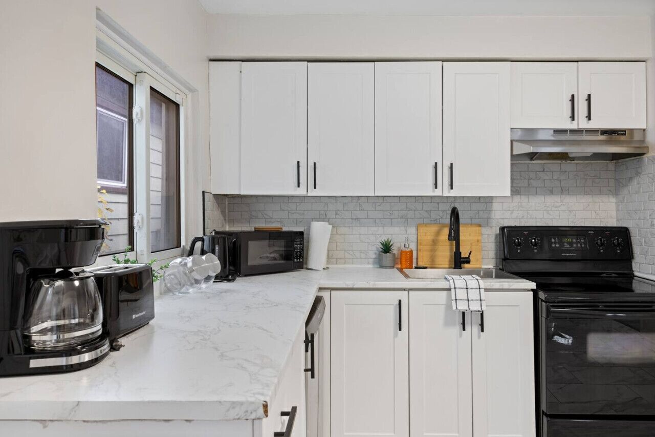 Fridge, microwave, oven, dishwasher