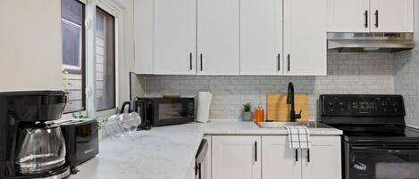 Fridge, microwave, oven, dishwasher