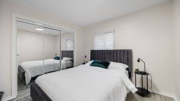 Bureau, Wi-Fi gratuit, draps fournis