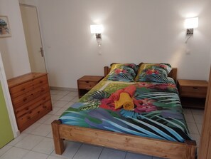 1 bedroom, iron/ironing board, WiFi