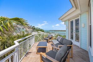 Terrace/patio - Luxury Waterfront Retreat in Captiva Island (Captiva)