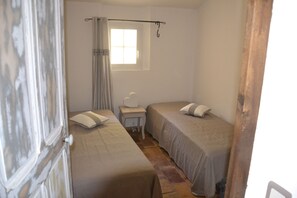 2 dormitorios y ropa de cama